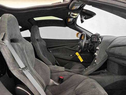 Used 2019 McLaren 720S Performance image 26