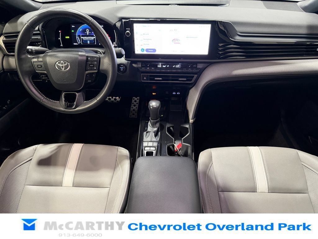 Used 2025 Toyota Camry SE w/ Multimedia Upgrade Package AWD/4WD image 27
