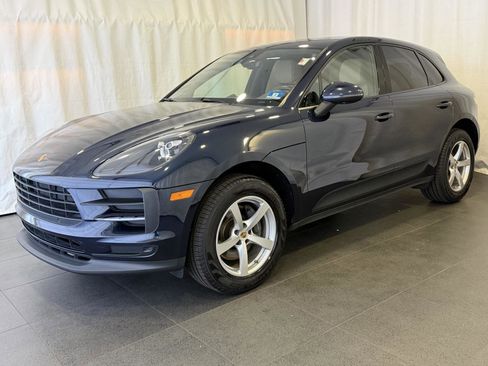 Certified 2020 Porsche Macan image 1