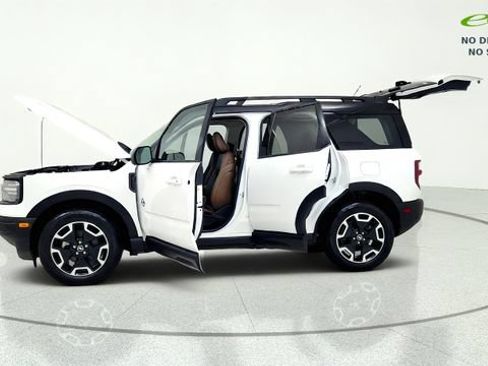 Used 2024 Ford Bronco Sport Outer Banks w/ Tech Package AWD/4WD image 15