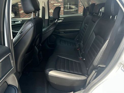 Used 2022 Ford Edge SEL AWD/4WD image 18