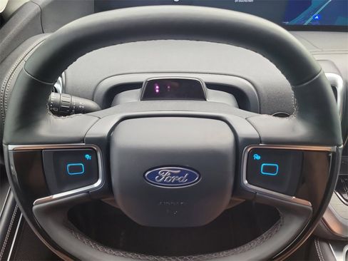 Used 2025 Ford Expedition Max Platinum image 31