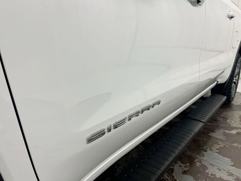 Used 2026 GMC Sierra 1500 SLE w/ X31 Off-Road Package AWD/4WD image 21