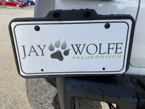 Used 2022 Jeep Wrangler Unlimited Sport image 25