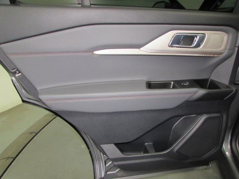 New 2026 Ford Explorer Active image 25