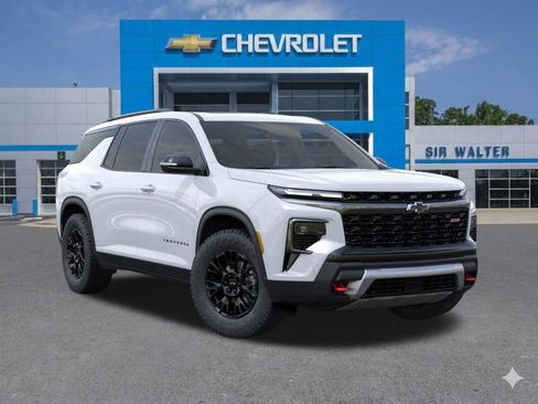 New 2026 Chevrolet Traverse Z71 image 8