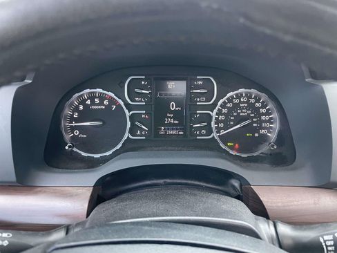 Used 2018 Toyota Tundra Limited w/ Limited Premium Package image 37