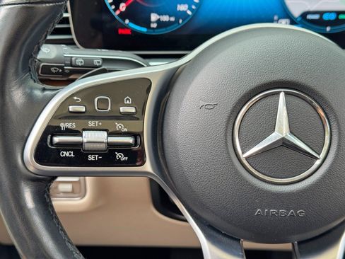 Used 2022 Mercedes-Benz GLS 450 4MATIC image 23