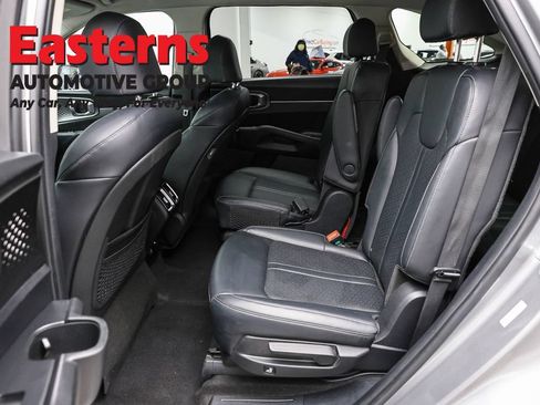 Used 2023 Kia Sorento EX AWD/4WD image 23