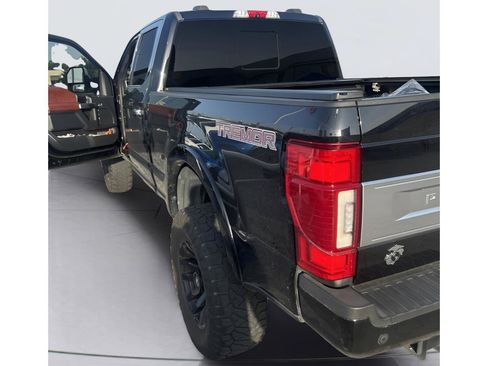 Used 2022 Ford F250 Platinum w/ Tremor Off-Road Package AWD/4WD image 3