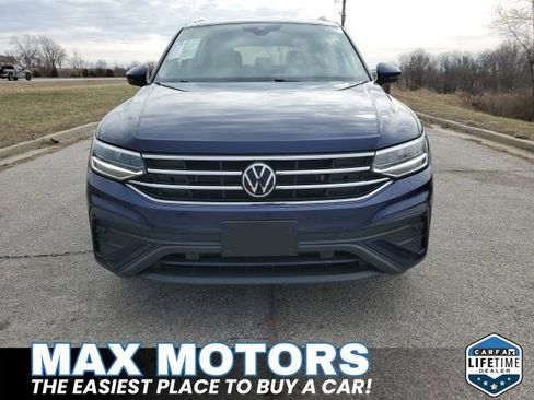 Used 2023 Volkswagen Tiguan SE image 12