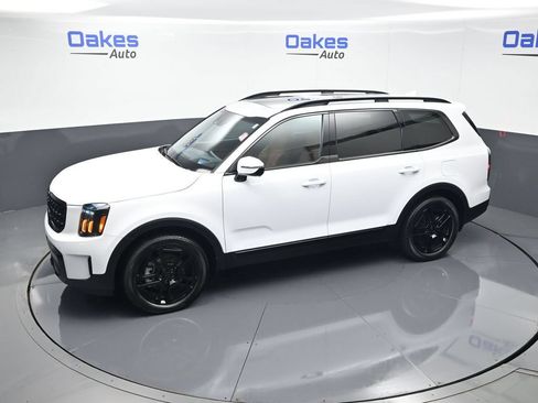 Certified 2025 Kia Telluride SX Prestige X-Line AWD/4WD image 54