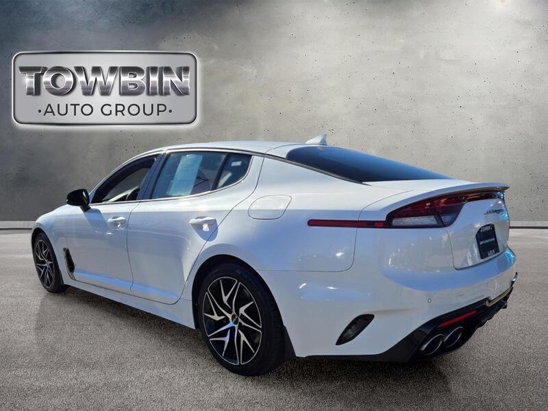 Used 2022 Kia Stinger GT-Line w/ Sun & Sound Package RWD image 7