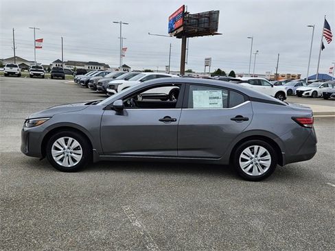 New 2025 Nissan Sentra S image 4