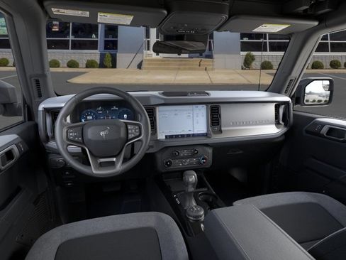 New 2026 Ford Bronco 4-Door AWD/4WD image 9