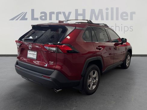 Certified 2025 Toyota RAV4 XLE w/ Convenience Package AWD/4WD image 5