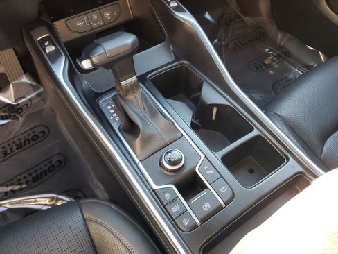 Certified 2024 Kia Sorento S image 24