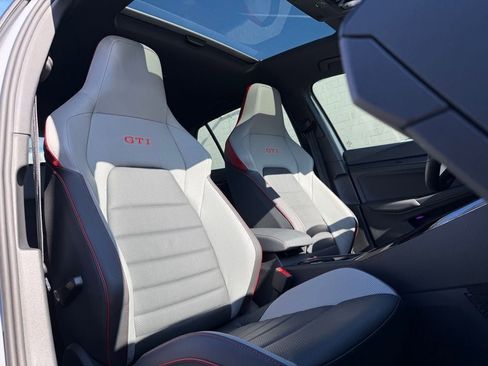 Used 2024 Volkswagen GTI Autobahn image 10