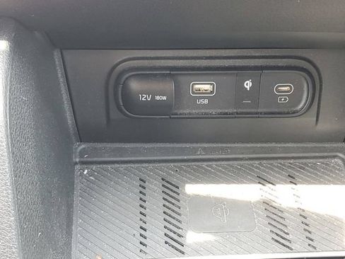 Certified 2024 Kia Sportage EX FWD image 29