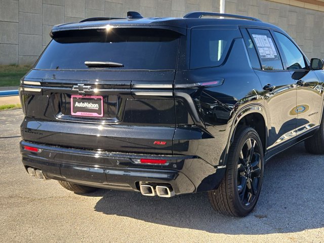 New 2027 Chevrolet Traverse RS FWD image 2