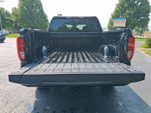 Used 2024 GMC Sierra 1500 Elevation AWD/4WD image 5