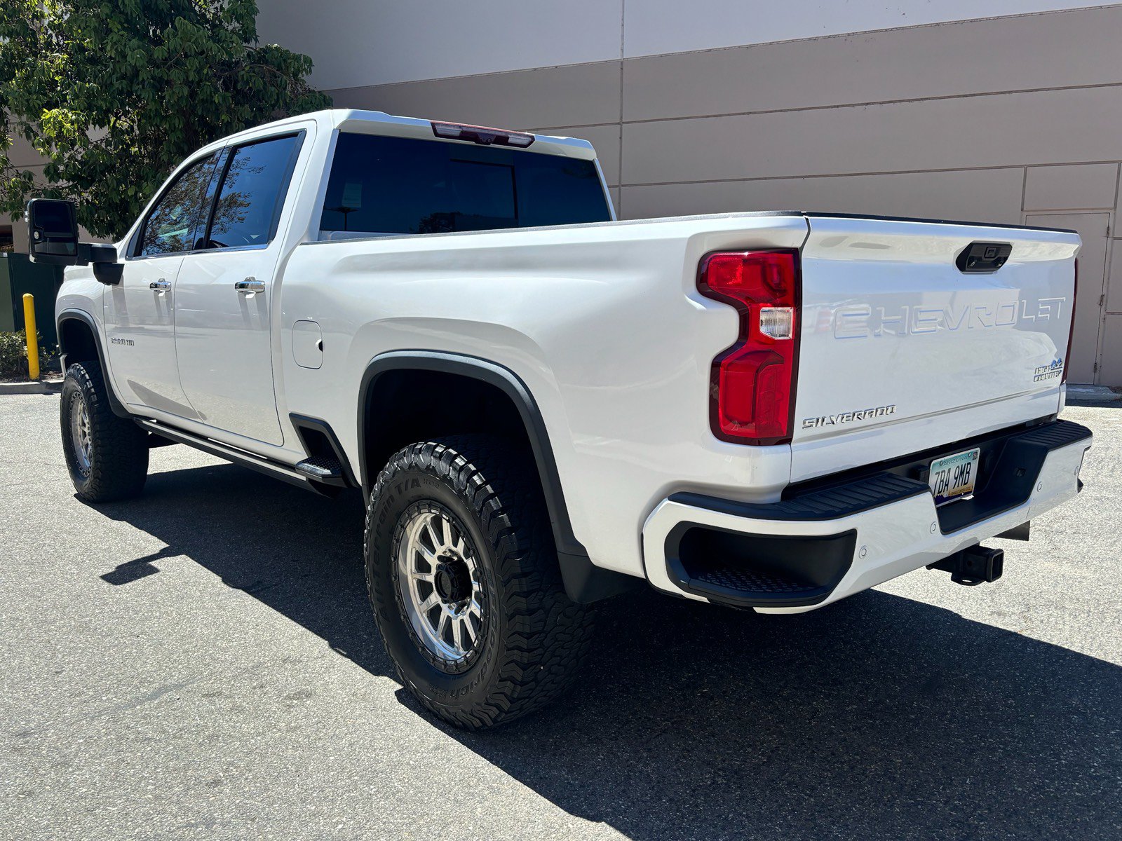 Used 2021 Chevrolet Silverado 2500 High Country w/ Z71 Off-Road Package AWD/4WD image 10