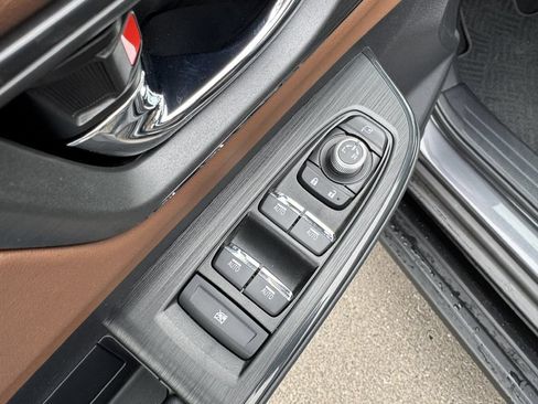 Used 2026 Subaru Outback Touring XT AWD/4WD image 10
