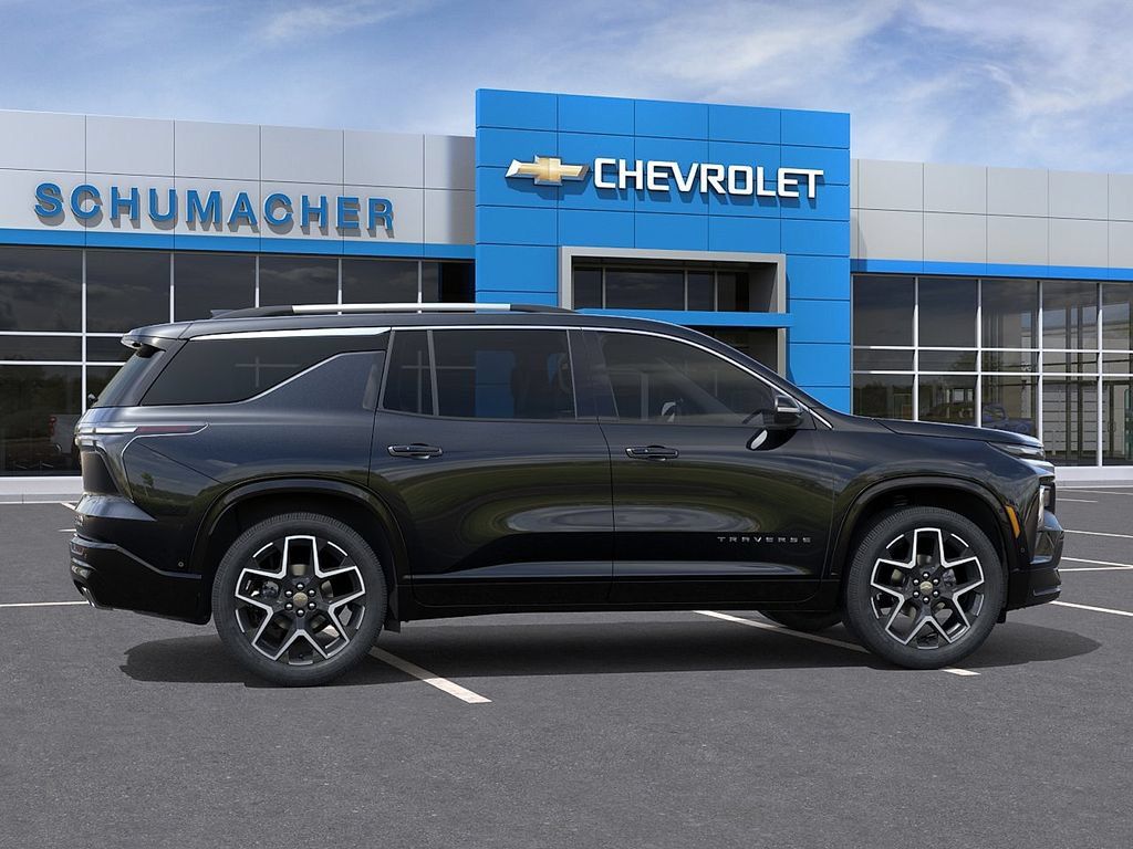 New 2026 Chevrolet Traverse High Country w/ LPO, Floor Liner Package AWD/4WD image 5