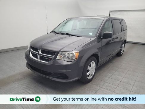 Used 2019 Dodge Grand Caravan SE w/ UConnect Hands-Free Group FWD image 1