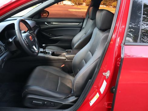 Used 2019 Honda Accord Sport image 18