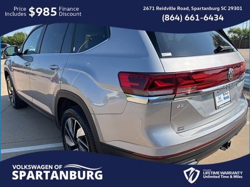 Used 2024 Volkswagen Atlas SE image 8