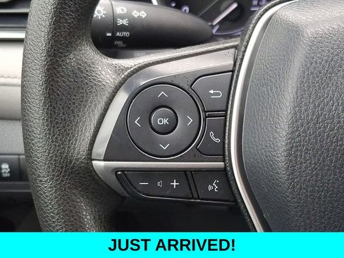 Used 2021 Toyota Camry LE w/ Convenience Package image 20