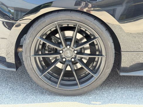Used 2018 Ford Mustang GT Premium RWD image 27
