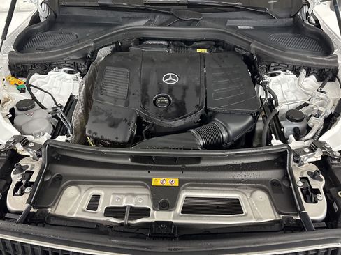Certified 2025 Mercedes-Benz GLC 350e 4MATIC image 32