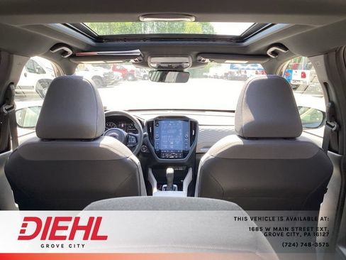 Used 2025 Subaru Forester Premium AWD/4WD image 13