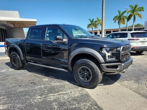 Used 2018 Ford F150 Raptor w/ Equipment Group 802A Luxury AWD/4WD image 2