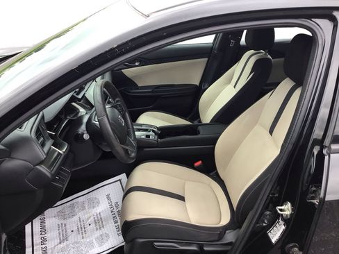 Used 2017 Honda Civic EX image 9