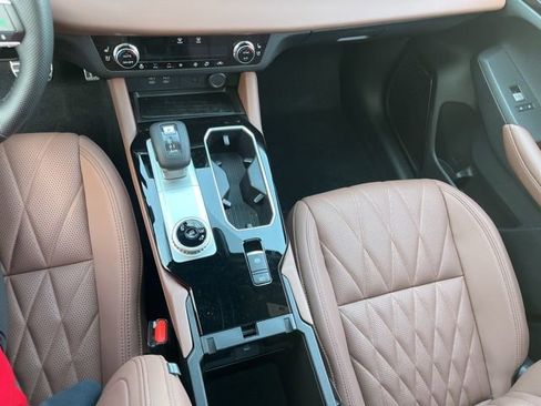 New 2025 Mitsubishi Outlander SEL image 14