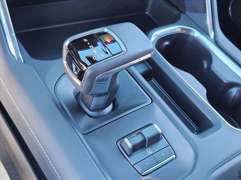 Used 2025 GMC Sierra 1500 Denali Ultimate image 11