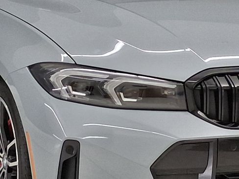Certified 2023 BMW 330i Sedan w/ M Sport Package RWD image 9