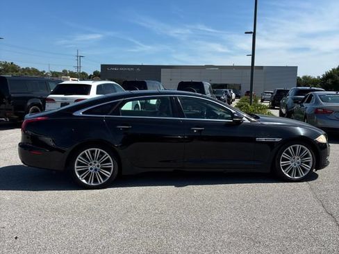 Used 2012 Jaguar XJ L Supercharged RWD image 10
