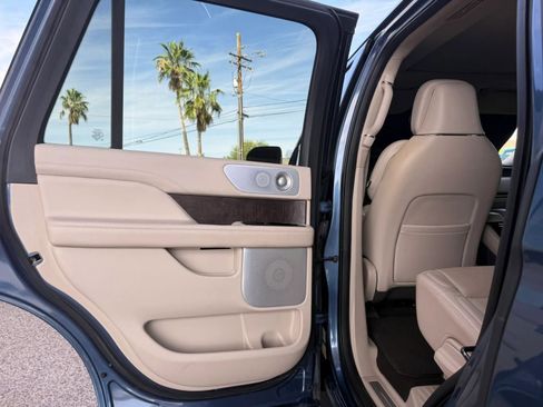 Used 2020 Lincoln Navigator Reserve w/ Luxury Package AWD/4WD image 37