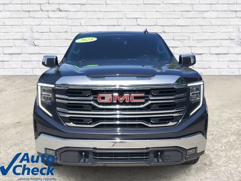 Used 2023 GMC Sierra 1500 SLT w/ SLT Premium Package AWD/4WD image 6