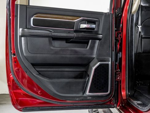 Used 2022 RAM 3500 Laramie image 36