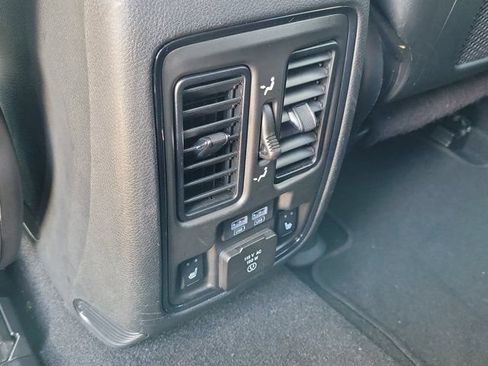 Used 2023 Dodge Durango GT RWD image 18