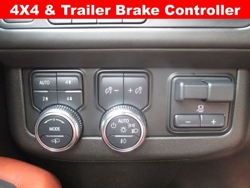 Used 2024 GMC Yukon XL Denali Ultimate AWD/4WD image 23