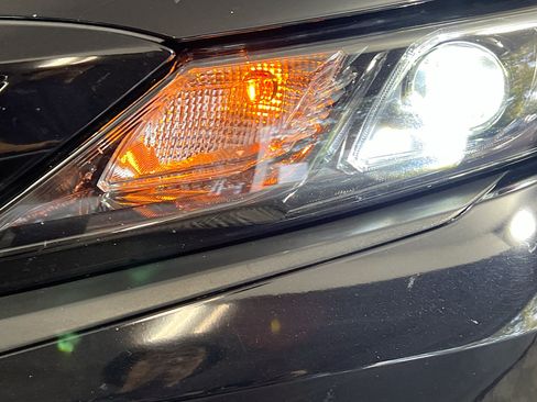 Used 2024 Toyota Camry SE FWD image 12