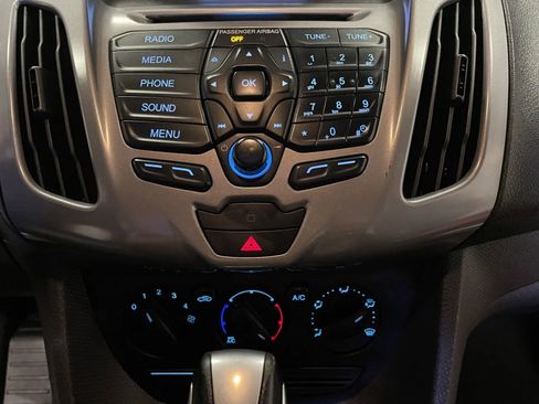 Used 2016 Ford Transit Connect XLT image 29