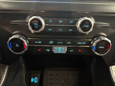 New 2024 Ford F150 XLT w/ Equipment Group 303A High image 27