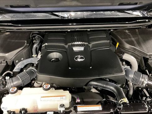 Used 2024 Lexus GX 550 w/ Accessory Package (Z1) AWD/4WD image 42